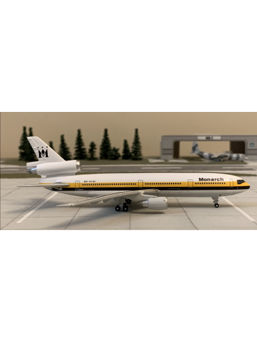 GEMINI JETS 1:400 MONARCH DC-10-30