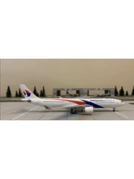 PHOENIX 1:400 MALAYSIA AIRLINES AIRBUS A330-300