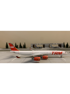 PHOENIX 1:400 TAM AIRBUS A340-500