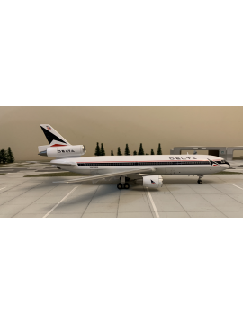 AVIATION 1:200 DELTA DC-10-10