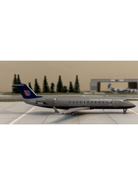 NG MODEL 1:200 UNITED EXPRESS CRJ-200