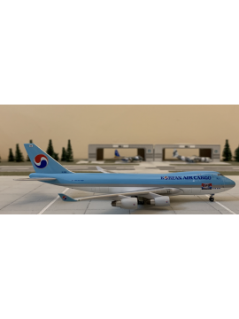 YOUR CRAFTSMAN 1:400 KOREAN AIR CARGO BOEING 747-400F