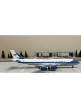 GEMINI JETS 1:400 UNITED STATES OF AMERICA BOEING 747-8 VC-25B