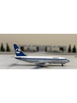 AEROCLASSICS 1:400 LUXAIR BOEING 737-200