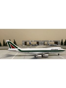 YOUR CRAFTSMAN 1:400 ALITALIA BOEING 747-200